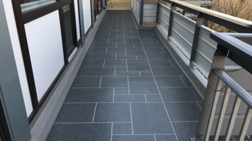 Flüssigkunststoffabdichtung eines Balkons nach Sanierung