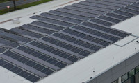Dachabdichtung plus Photovoltaik auf dem Flachdach