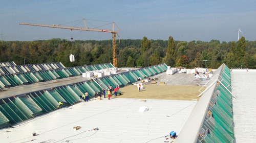 Dachsanierung der Seitenspangen am Zentrallager Mercedes Benz Germersheim