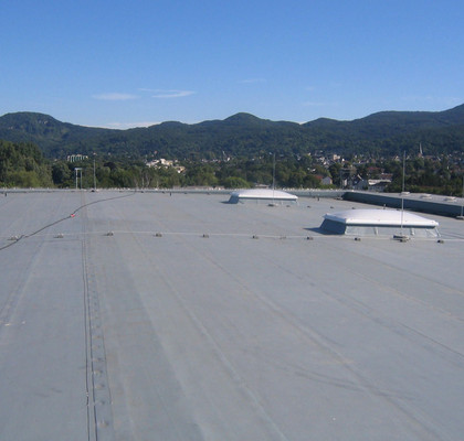 Foto des fertig sanierten Daches in Bad Honnef