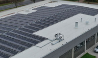Dachabdichtung plus Photovoltaik auf dem Flachdach