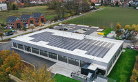 PV-Anlage auf Supermarkt in Gehrden von oben