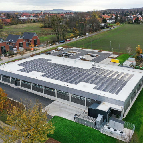PV-Anlage auf Supermarkt in Gehrden von oben