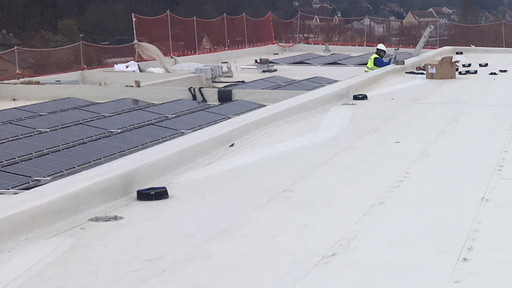 Dachsanierung und PV Anlage Möbel Martin Saarbrücken